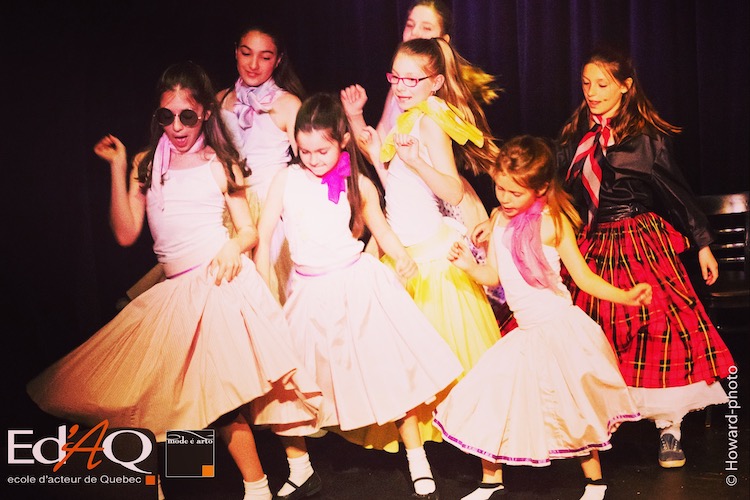 Élèves actrices enfants en spectacle - Ecole d'Acteur de Québec